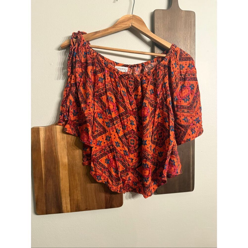 Shyanne Geometric Off-the-Shoulder Crop Tie Sleeve Blouse Orange Blue Size Small